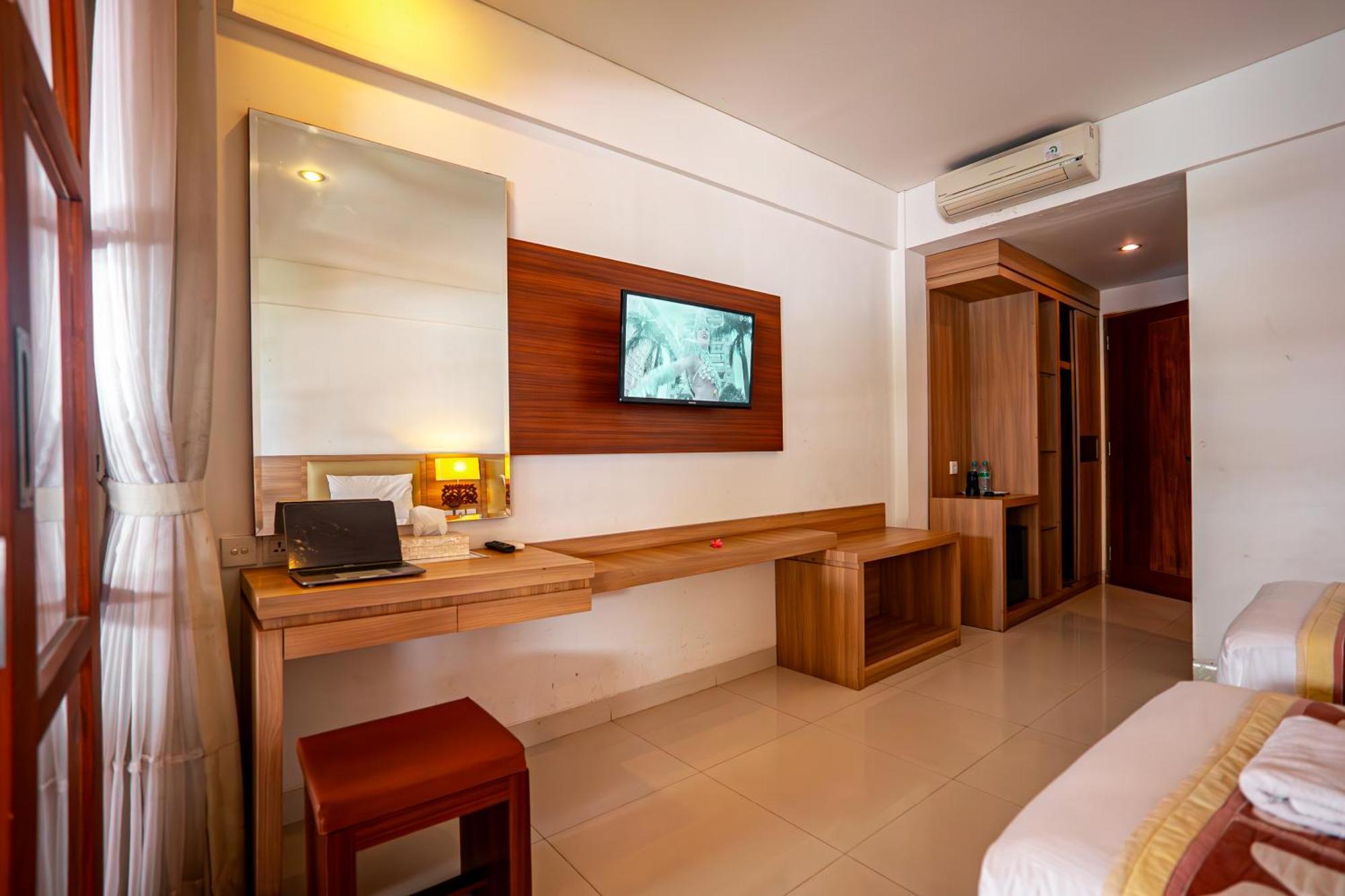 Bali Summer Hotel By Amerta Kuta  Exterior photo